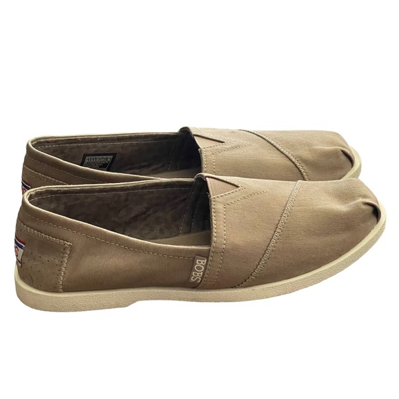 Skechers BOBS Shoes Womens 8.5 Slip On Flats Brown Tan Memory Foam Canvas - Picture 1 of 11